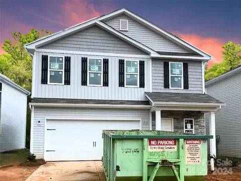 7211 Stoney Wood Ln, Charlotte, NC 28215