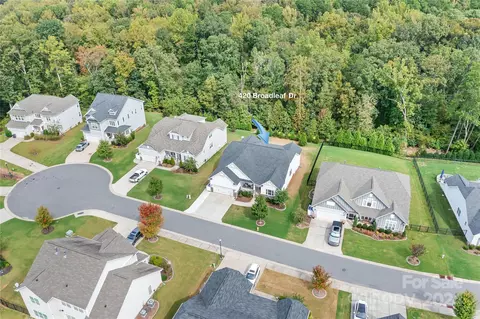 View/Area - 420 Broadleaf Dr, Denver, NC 28037 photo 1 of 4
