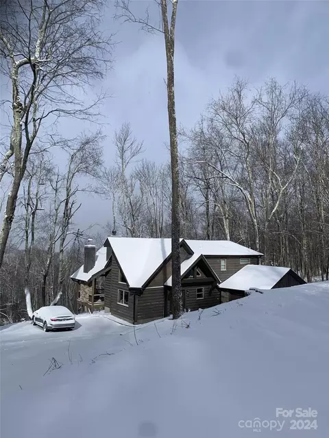 1765 Odalu Trl, Maggie Valley, NC 28751