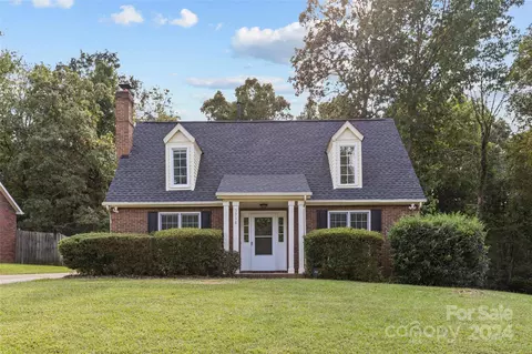 5938 Scots Bluff Dr, Charlotte, NC 28227