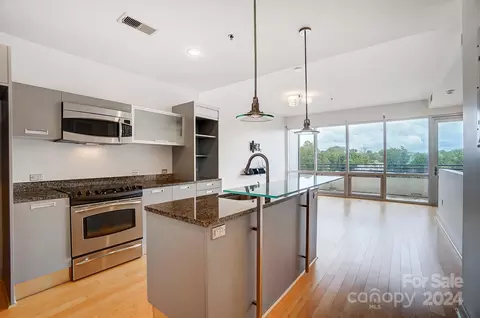 1133 Metropolitan 604 Ave #604, Charlotte, NC 28204