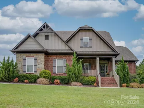 1017 Mccollum Oaks Ln, Monroe, NC 28110