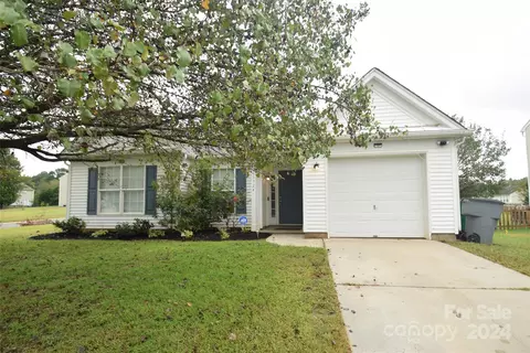 10324 Roundleaf Dr, Charlotte, NC 28213