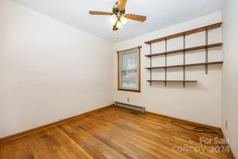 Bedroom - 1122 Laurel St, Salisbury, NC 28144 photo 1 of 4