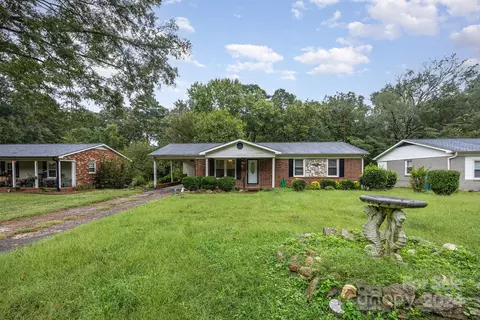 Exterior - 1122 Laurel St, Salisbury, NC 28144 photo 1 of 3