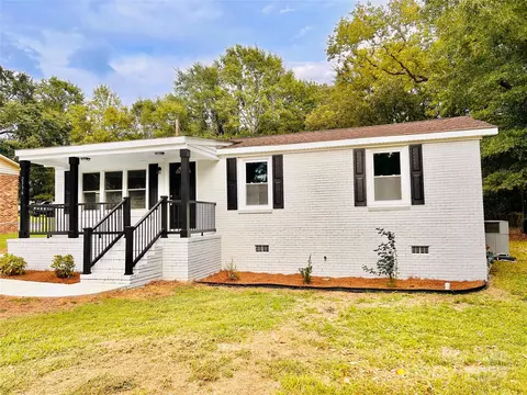 2336 Circle Dr, Great Falls, SC 29055