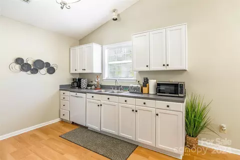 218 Bubbling Well Rd, Denver, NC 28037 photo 11