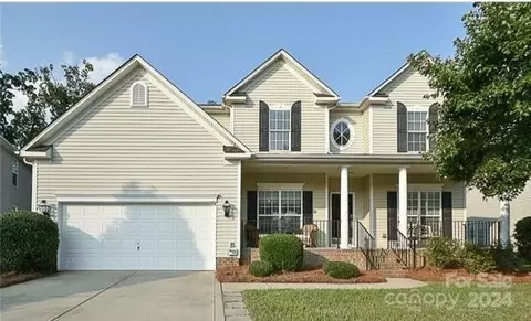 1009 Grayscroft Dr, Waxhaw, NC 28173