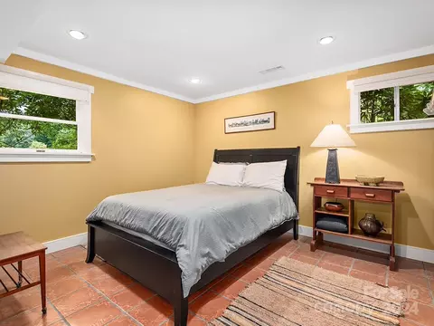 Bedroom - 184 Upper White Oak Rd, Mars Hill, NC 28754 photo 4 of 4
