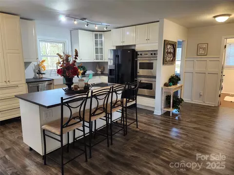 331 Sunderland Rd, Belmont, NC 28012
