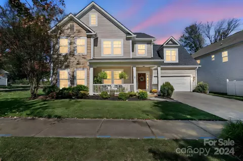 13022 Artisan Hill Dr, Huntersville, NC 28078