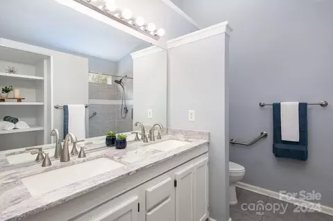 Bath - 4979 Bentridge Nw Dr NW, Concord, NC 28027 photo 1 of 4