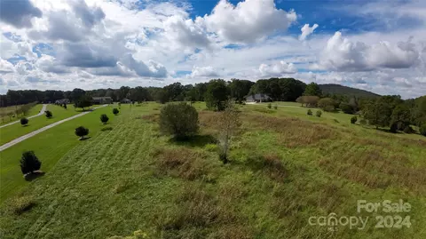 221 Thomas Rd, Clover, SC 29710