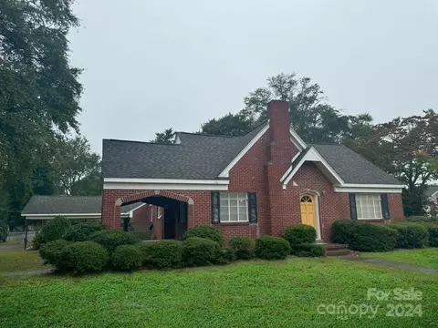116 W Stevens Dr, Kershaw, SC 29067