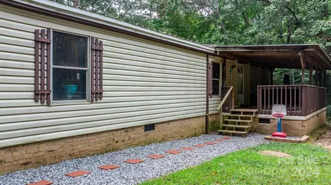 Exterior - 110 Bd Ave, Morganton, NC 28655 photo 7 of 10