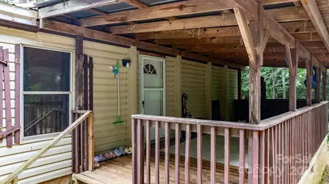 Exterior - 110 Bd Ave, Morganton, NC 28655 photo 5 of 10