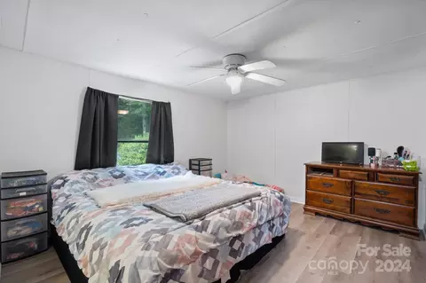 Bedroom - 110 Bd Ave, Morganton, NC 28655 photo 1 of 2