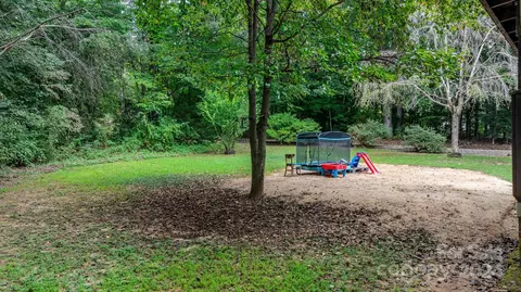 Exterior - 110 Bd Ave, Morganton, NC 28655 photo 2 of 10