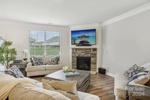 4203 Millstream Rd, Denver, NC 28037 photo 4