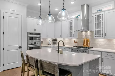 1907 Midtrain Dr, Matthews, NC 28105 photo 8