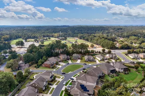 1907 Midtrain Dr, Matthews, NC 28105 photo 33