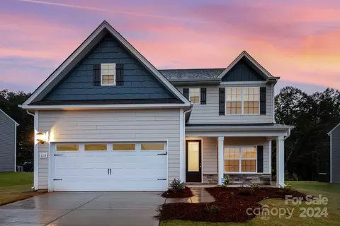 115 S Sina St, Troutman, NC 28166