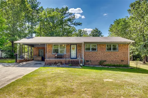 1488 Carmel Rd, Lancaster, SC 29720