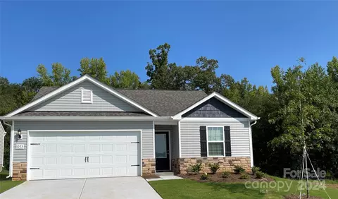 1071 Mordred St, Richburg, SC 29729