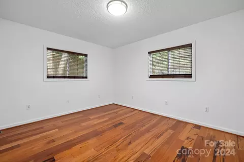 Bedroom - 1886 Red Berry Ln, Conover, NC 28613 photo 1 of 8