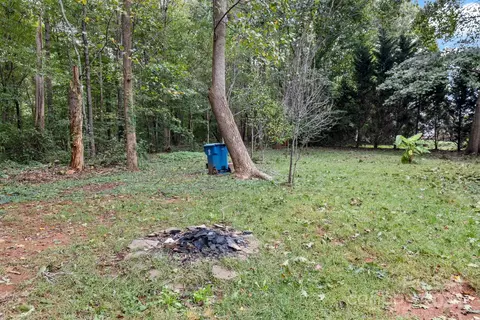 Exterior - 1886 Red Berry Ln, Conover, NC 28613 photo 8 of 8
