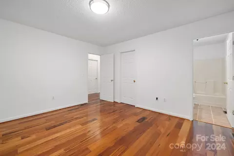 Bedroom - 1886 Red Berry Ln, Conover, NC 28613 photo 3 of 8