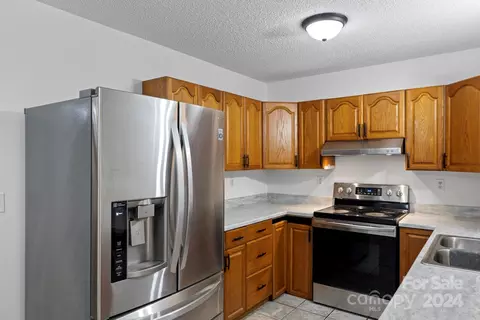 Kitchen - 1886 Red Berry Ln, Conover, NC 28613 photo 1 of 1