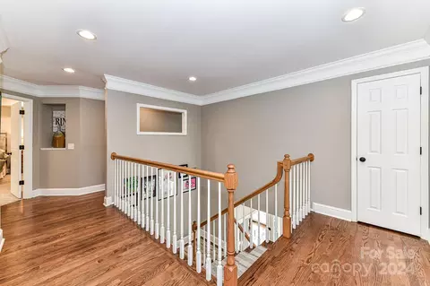 Entry Way - 110 Cedar Grove Cir, Davidson, NC 28036 photo 3 of 4