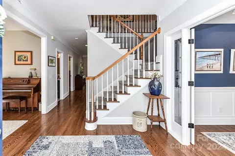 Entry Way - 110 Cedar Grove Cir, Davidson, NC 28036 photo 2 of 4