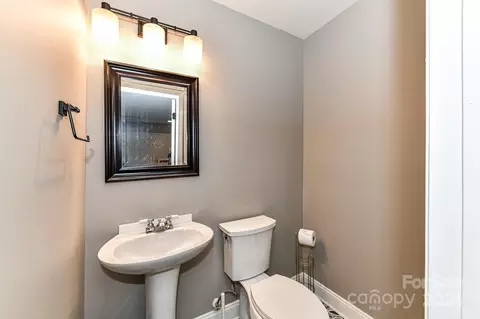 Bath - 110 Cedar Grove Cir, Davidson, NC 28036 photo 6 of 6