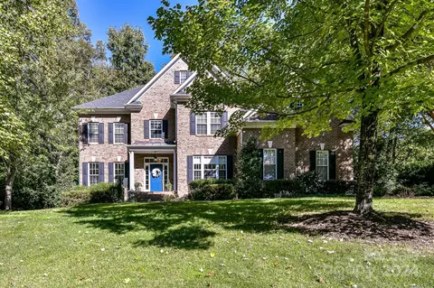 Exterior - 110 Cedar Grove Cir, Davidson, NC 28036 photo 5 of 5