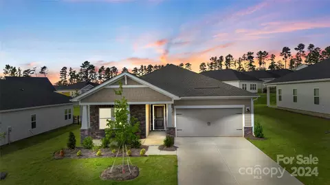 1107 Alicante Ave, Charlotte, NC 28214
