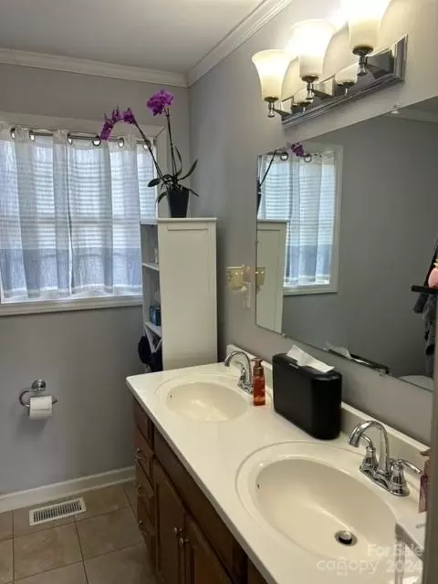  3405 Eva Nw Dr NW, Concord, NC 28027 photo 5