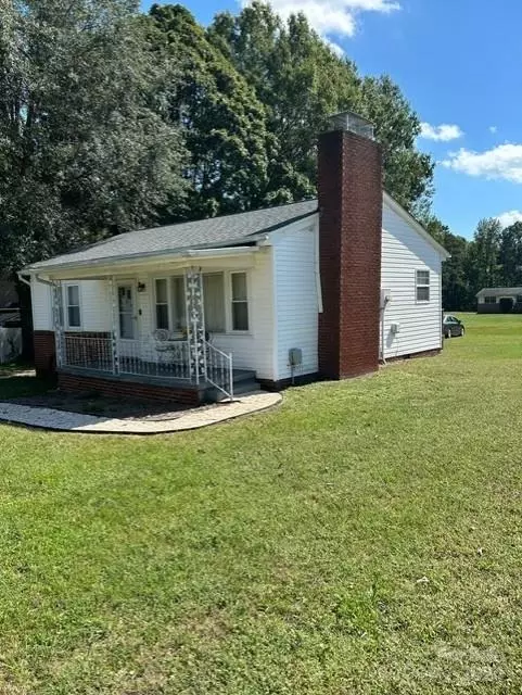  3405 Eva Nw Dr NW, Concord, NC 28027 photo 1