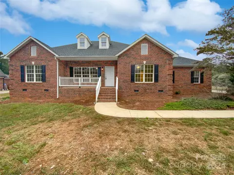 1101 Mallard Landing Dr, Monroe, NC 28110