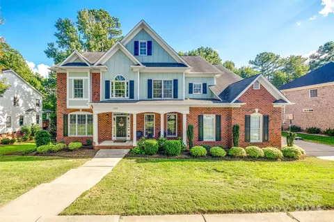 1732 Bentgrass Ln, Tega Cay, SC 29708