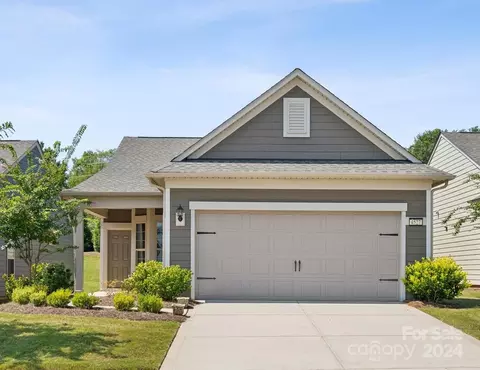 4527 Middlebury Ln, Fort Mill, SC 29715