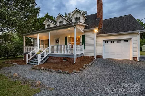 2128 Fleetwood Dr, Albemarle, NC 28001
