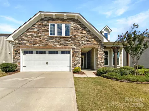 14320 Little Pine Dr, Huntersville, NC 28078