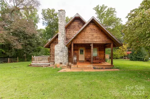 1460 Fernwood Rd, York, SC 29745