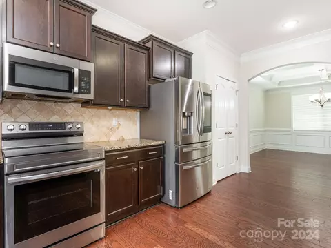 Kitchen - 3136 Keady Mill Loop, Kannapolis, NC 28081 photo 3 of 4