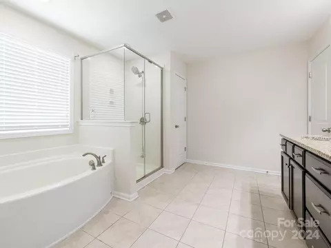 Bath - 3136 Keady Mill Loop, Kannapolis, NC 28081 photo 3 of 5