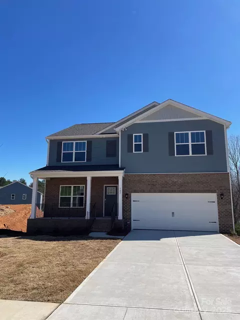 107 Rustling Waters Dr, Mooresville, NC 28117