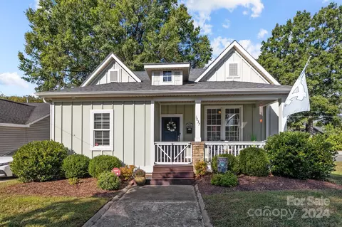 1837 Pegram St, Charlotte, NC 28205