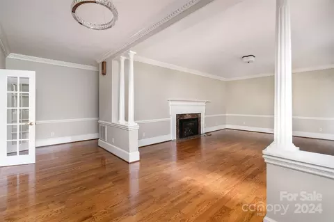 Living - 106 E Boyd St, Maiden, NC 28650 photo 2 of 8